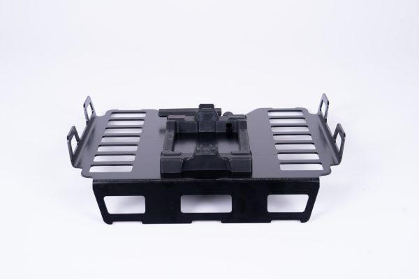 A productphoto at a black tray with AVS