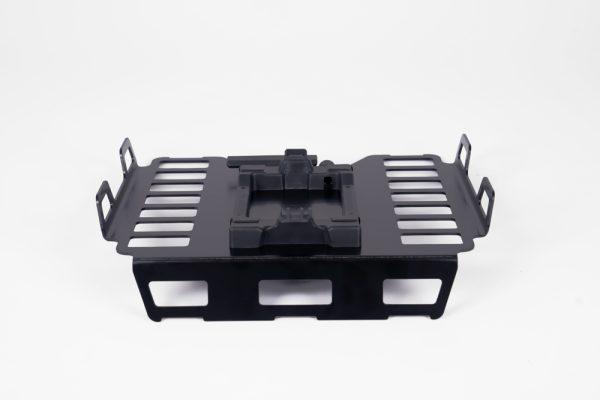 A productphoto at a black tray with AVS